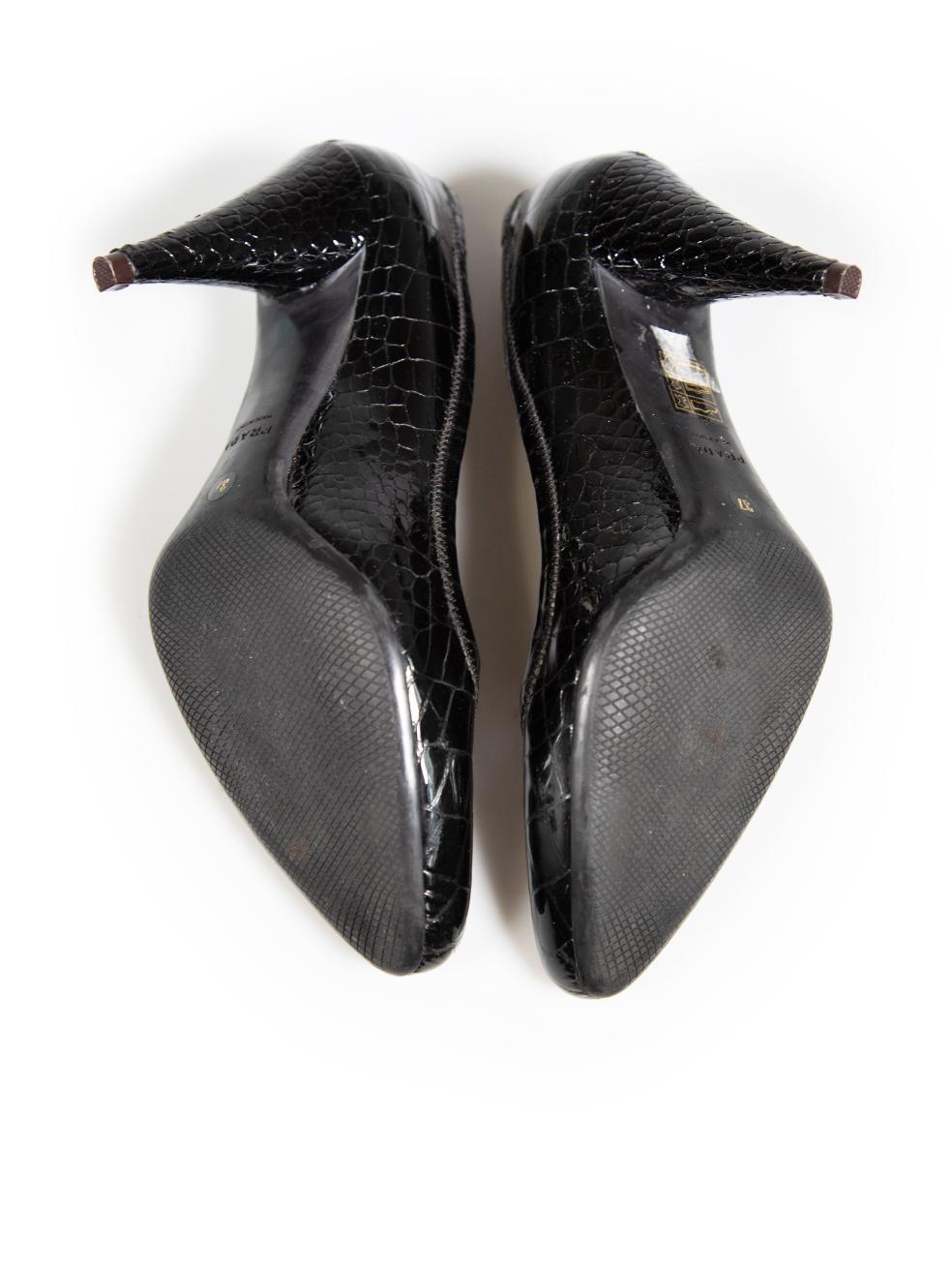 Women's Prada Black Patent Leather Croc Embossed Pumps Size IT 37 For Sale