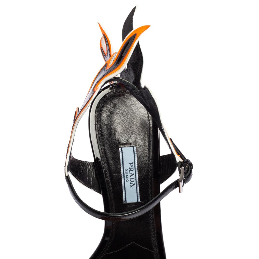 Prada Black Patent Leather Flame Ankle Strap Wedge Sandals Size 38 In Good Condition In Dubai, Al Qouz 2