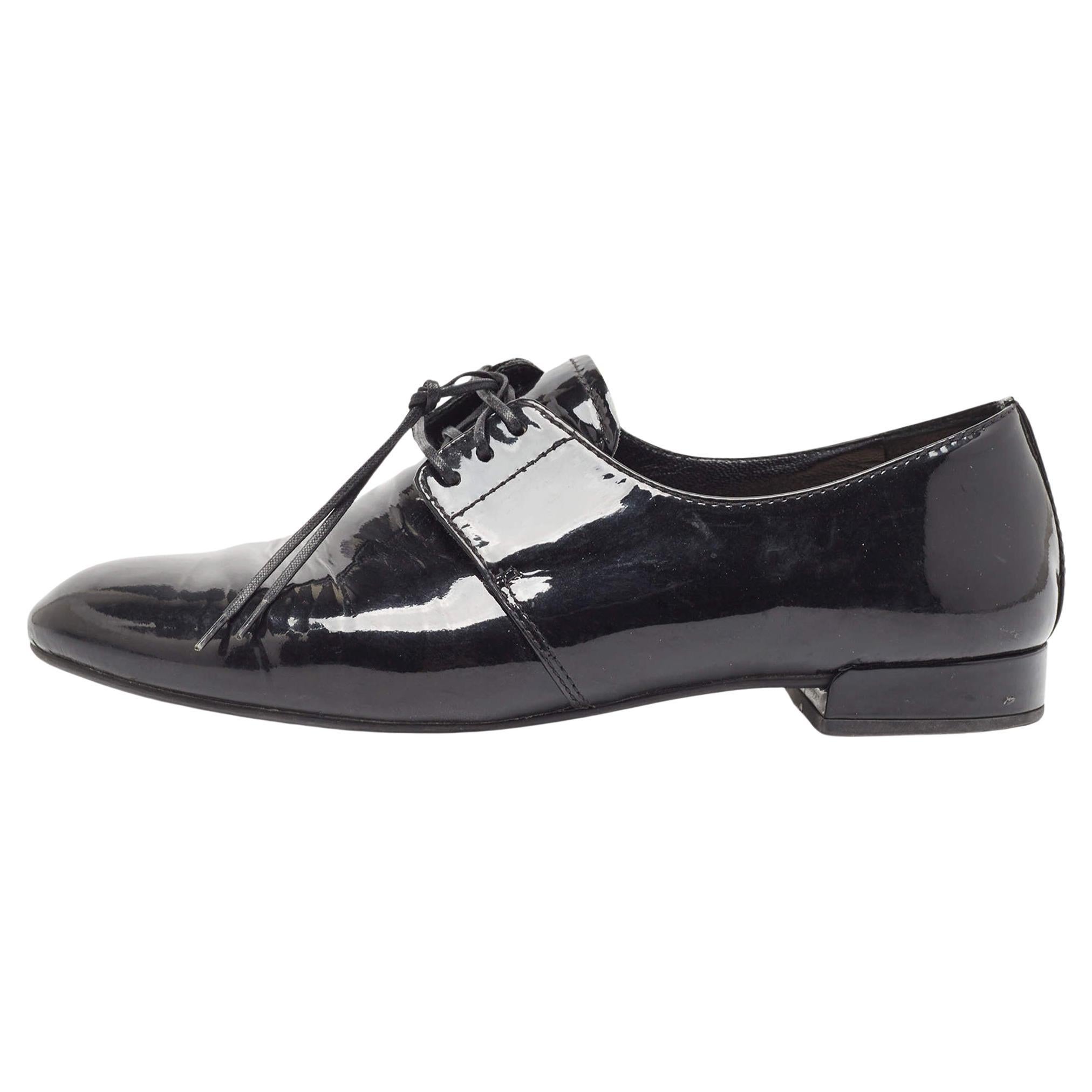 Prada Black Patent Leather Lace Up Derby Size 36.5 For Sale