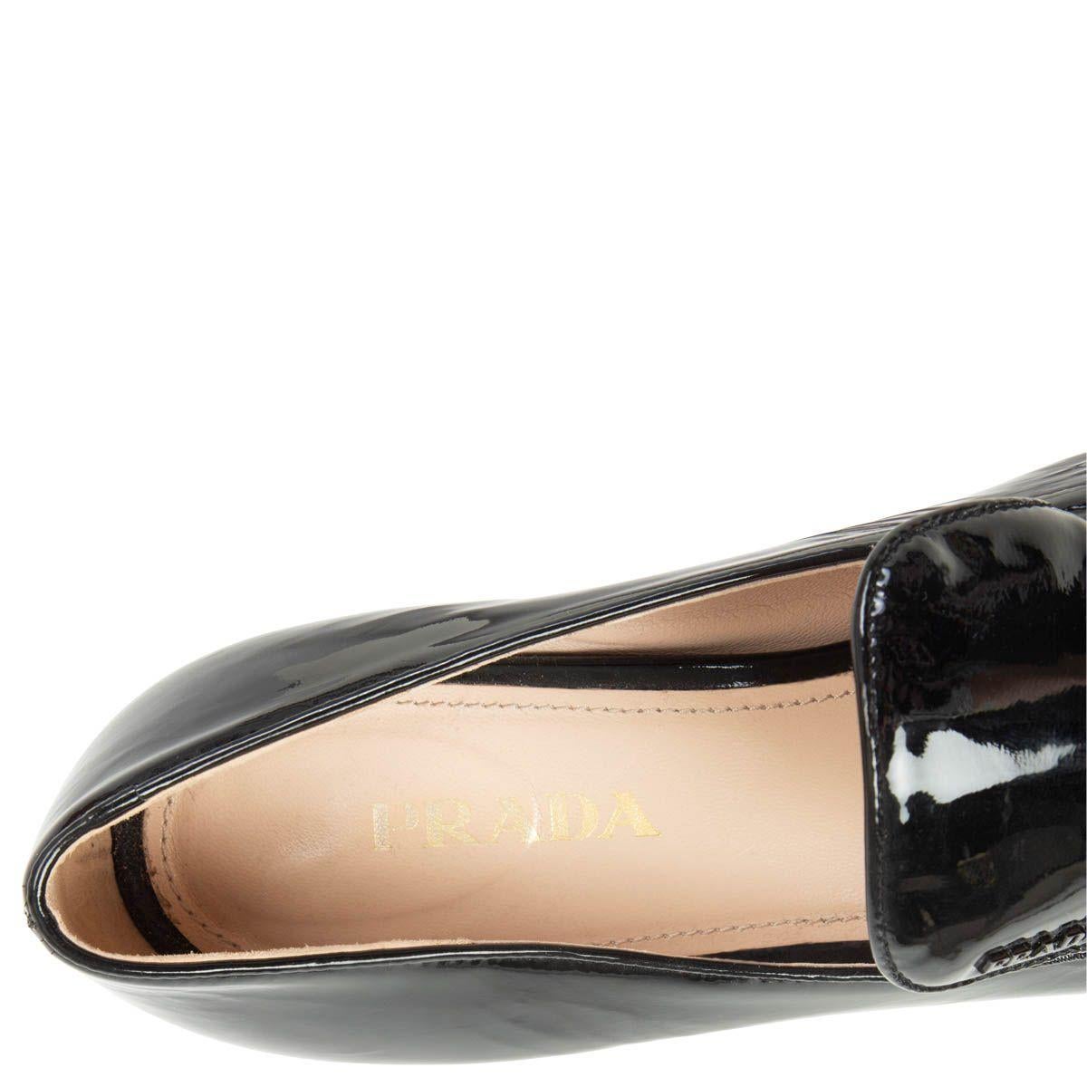 Black PRADA black patent leather Loafers Shoes 39.5 For Sale