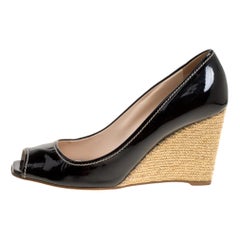 Prada - Espadrilles compensées Peep Toe en cuir verni noir - Taille 39.5