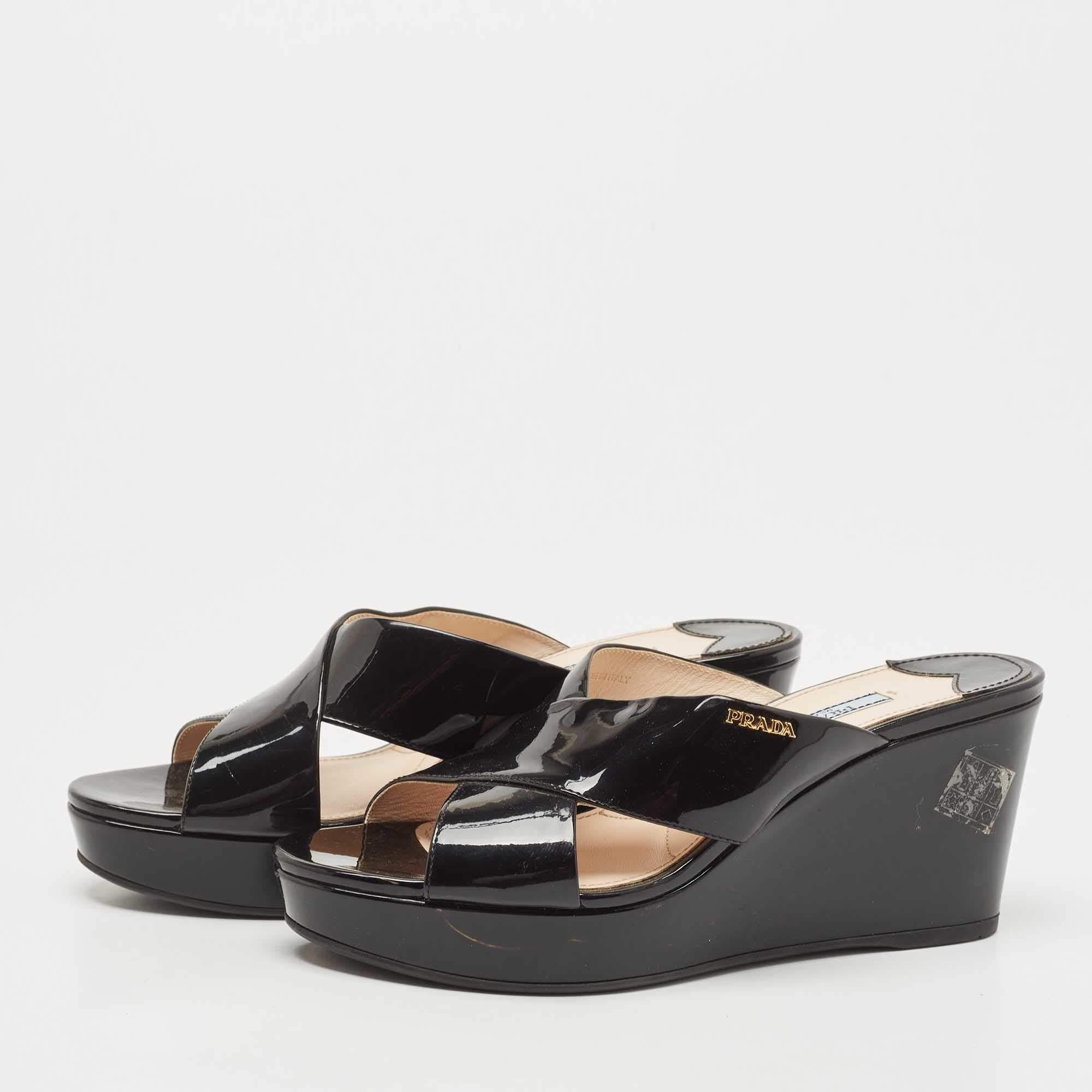 Women's or Men's Prada Black Patent Leather Platform Wedge Slide Sandals Size 38