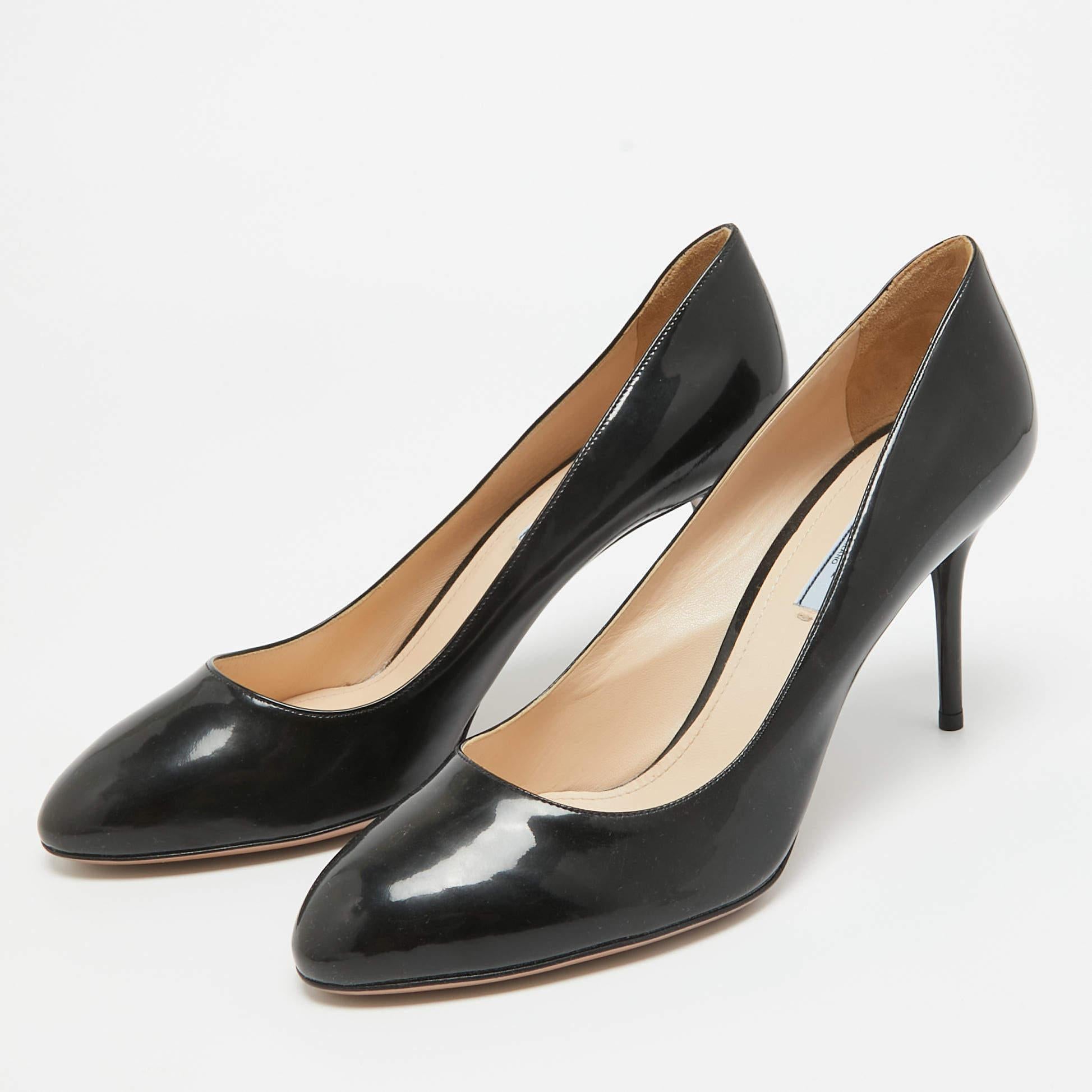 Prada Black Patent Leather Round Toe Pumps Size 42 4