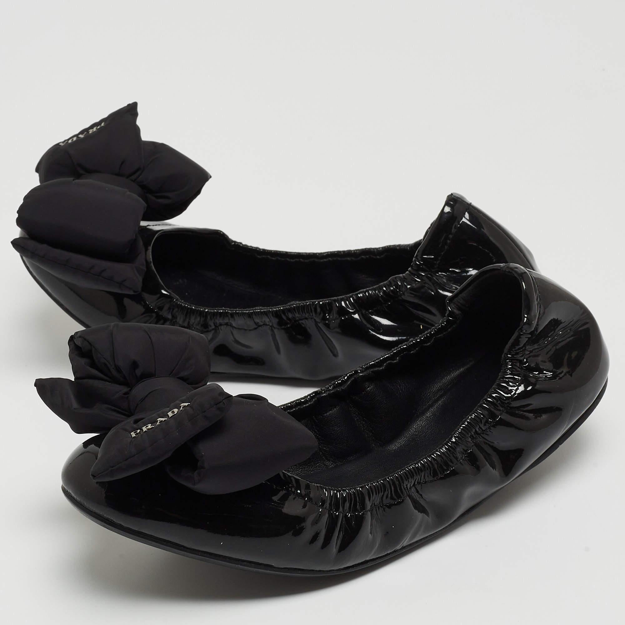 Prada Black Patent Leather Scrunch Ballet Flats Size 36.5 2