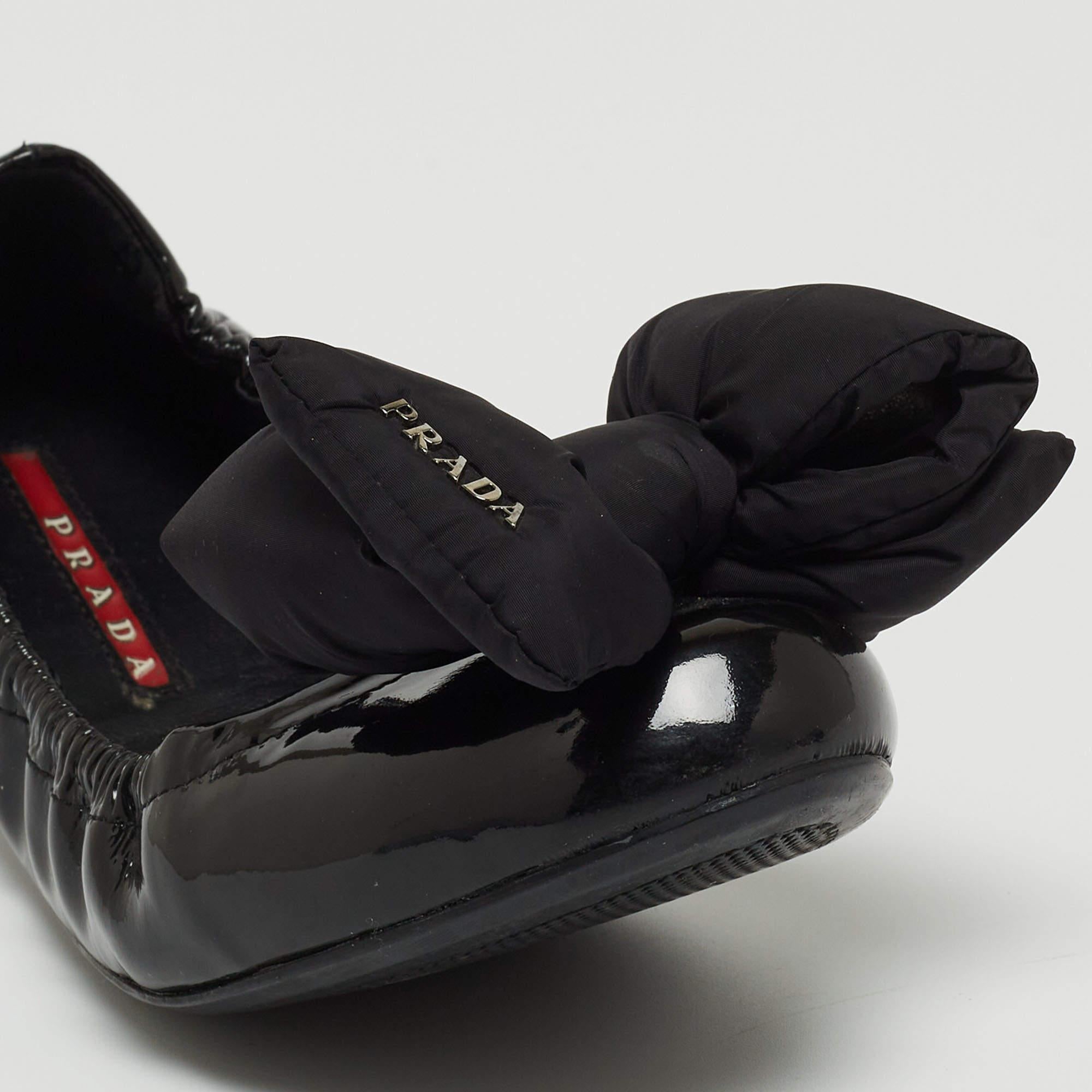 Prada Black Patent Leather Scrunch Ballet Flats Size 36.5 3