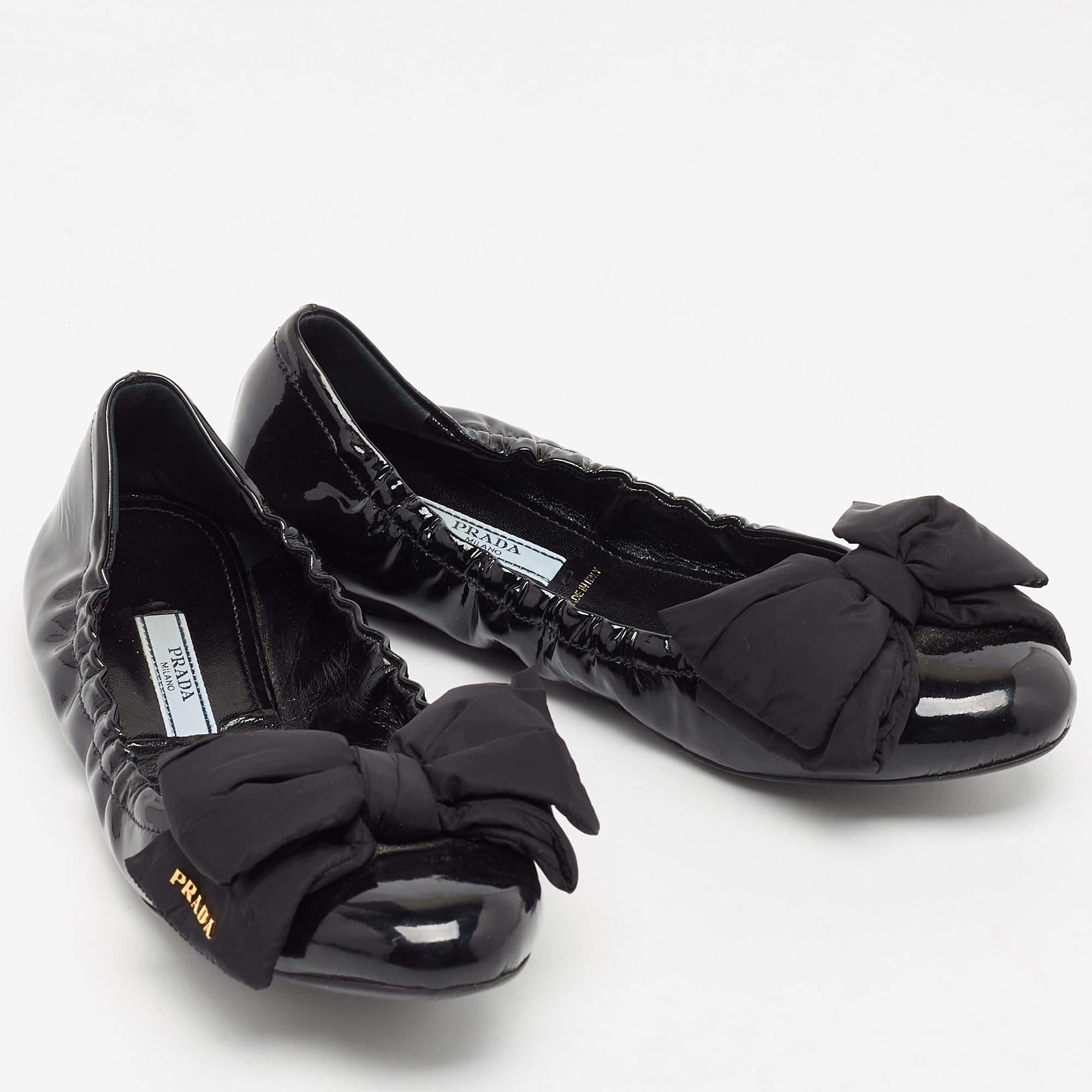 Prada Black Patent Leather Scrunch Ballet Flats Size 37 3