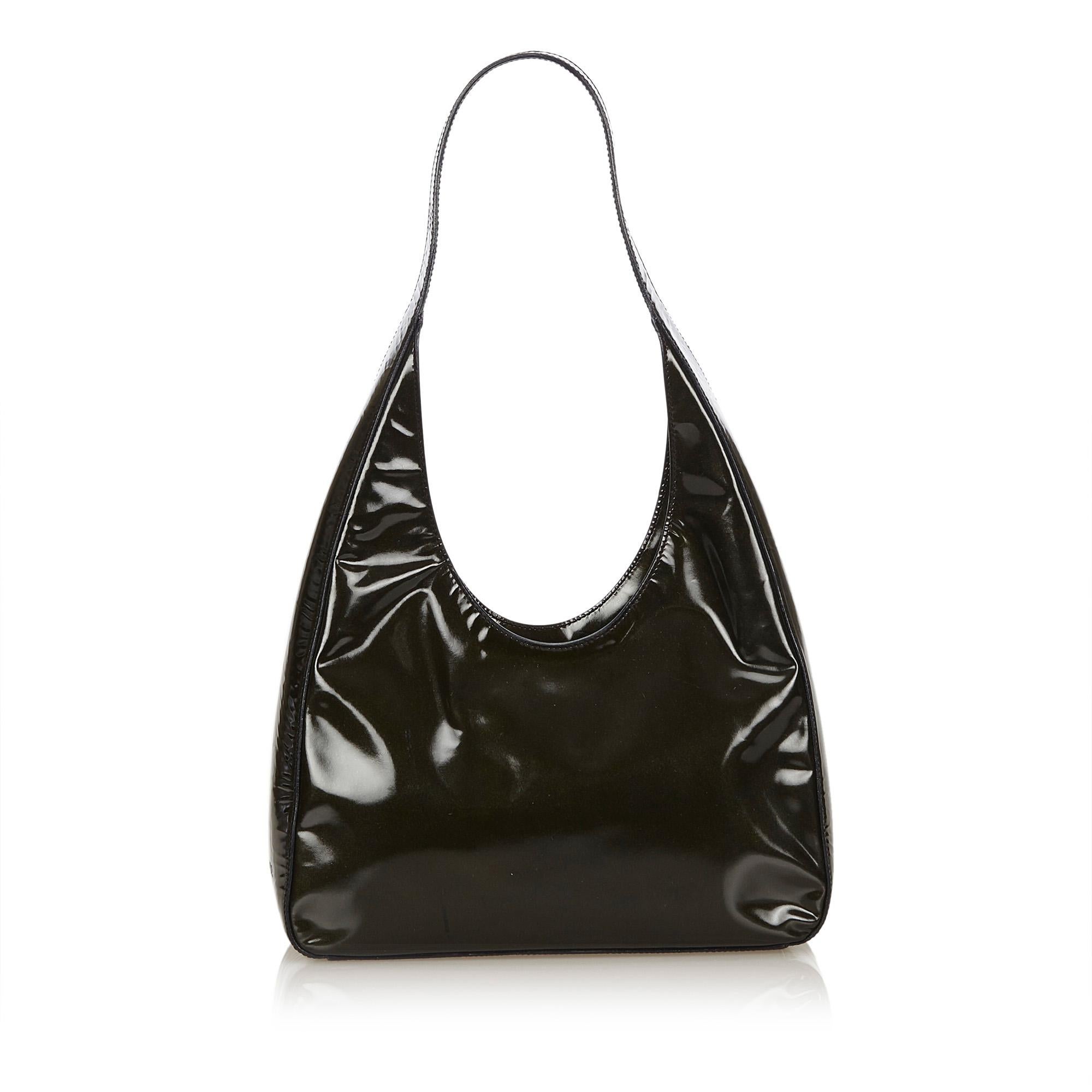 Prada Black Patent Leather Shoulder Bag In Good Condition In Orlando, FL