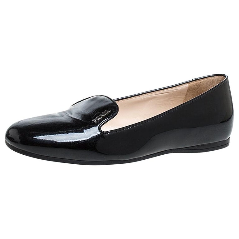 Prada Black Patent Leather Slip On Loafers Size 36.5 at  display picture 1