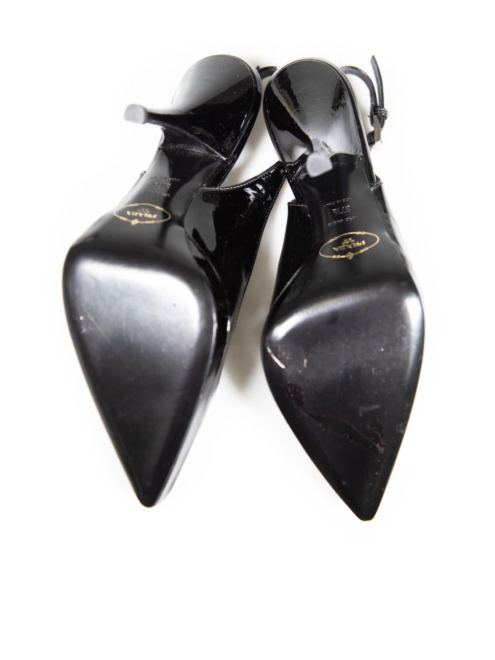 Prada Schwarze Lack Spitze spitz zulaufende Zehe Slingback Heels Größe IT 37,5 Damen im Angebot