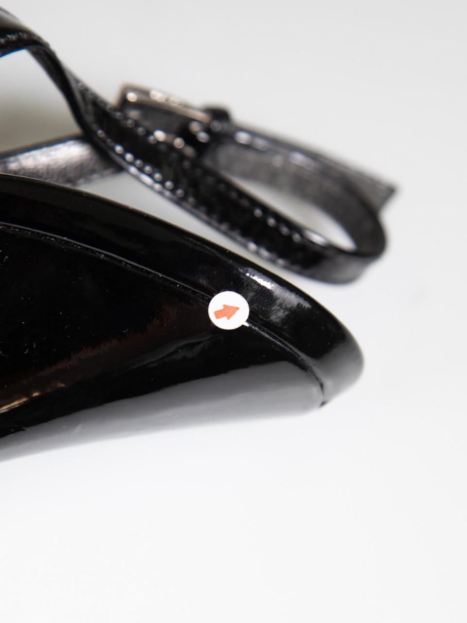 Prada, talons d'escarpin à bout pointu en cuir verni noir, taille IT 37,5 en vente 3