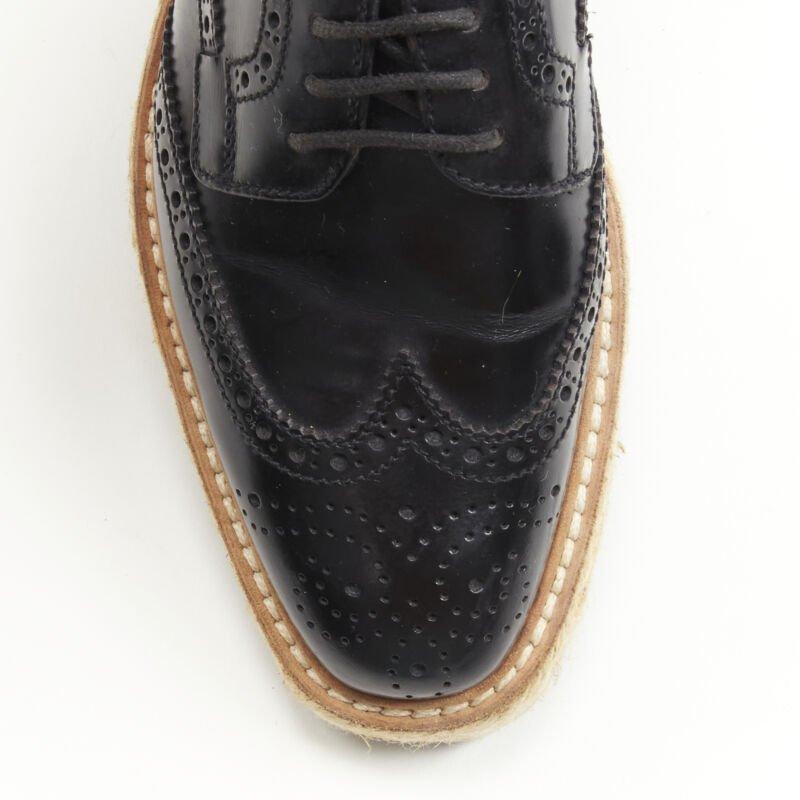 PRADA jute espadrille compensée en cuir perforé noir EU36,5 en vente 1