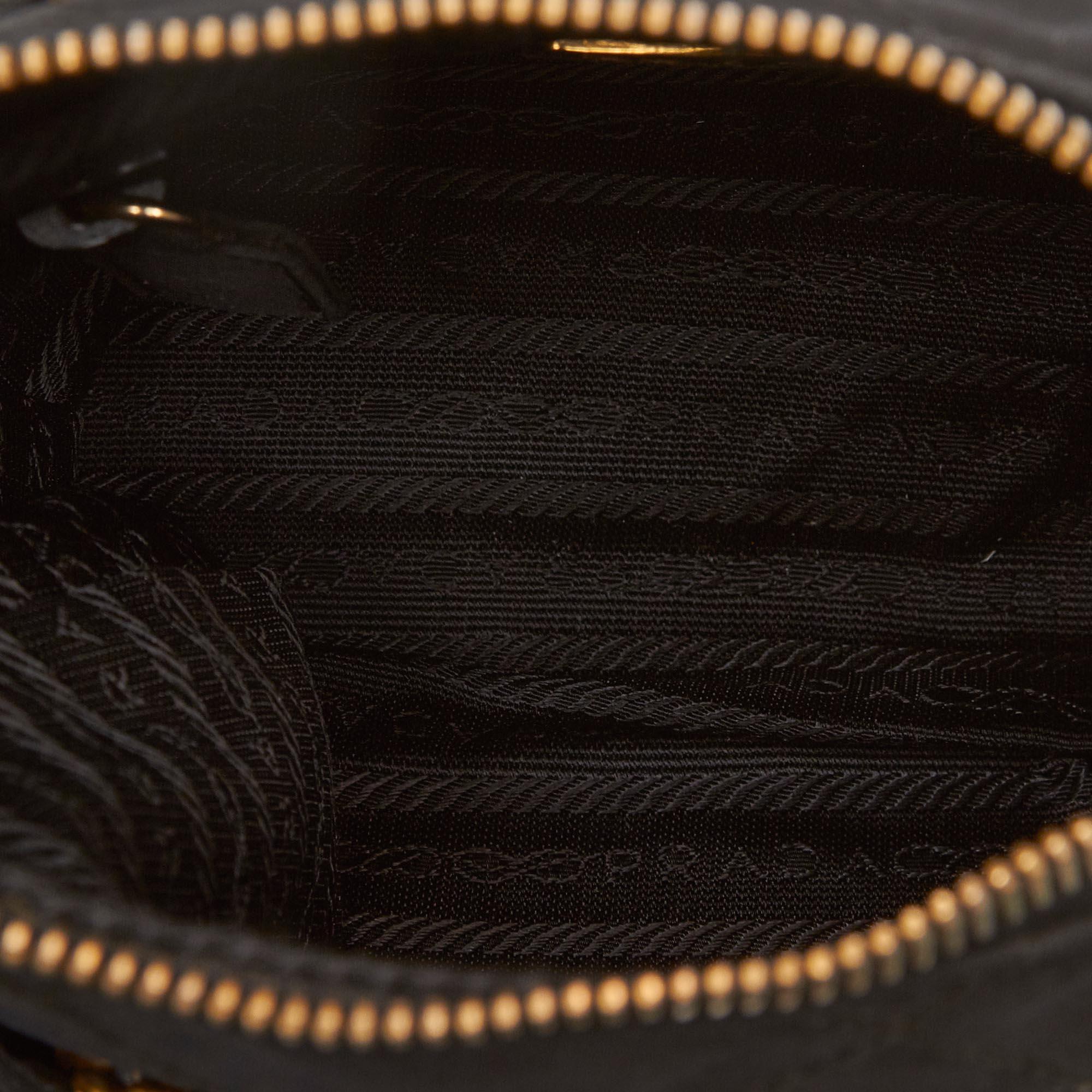 Prada Black Quilted Nylon Chain Tote Bag For Sale at 1stDibs | prada ...