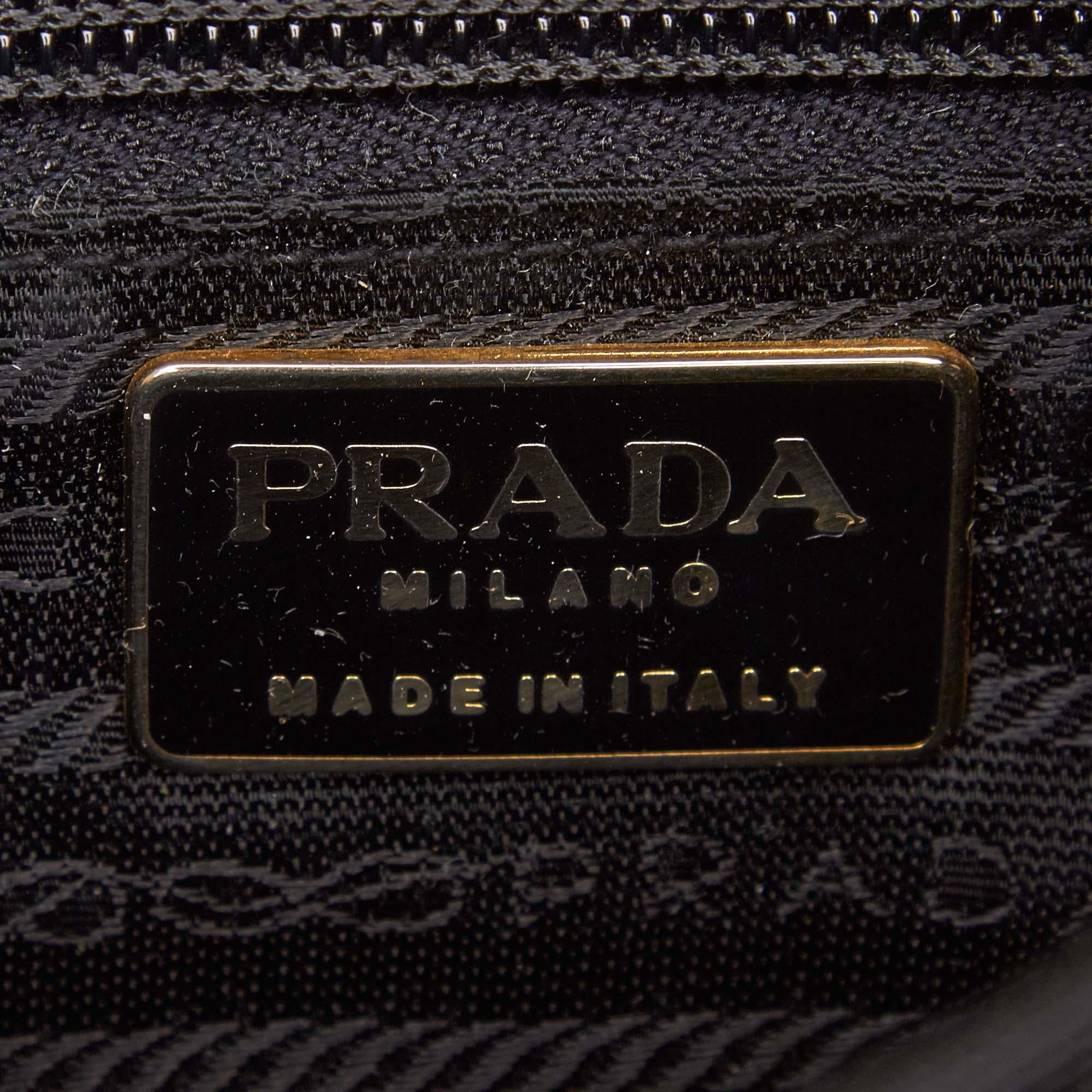 Prada Black Quilted Nylon Chain Tote Bag In Good Condition For Sale In Orlando, FL