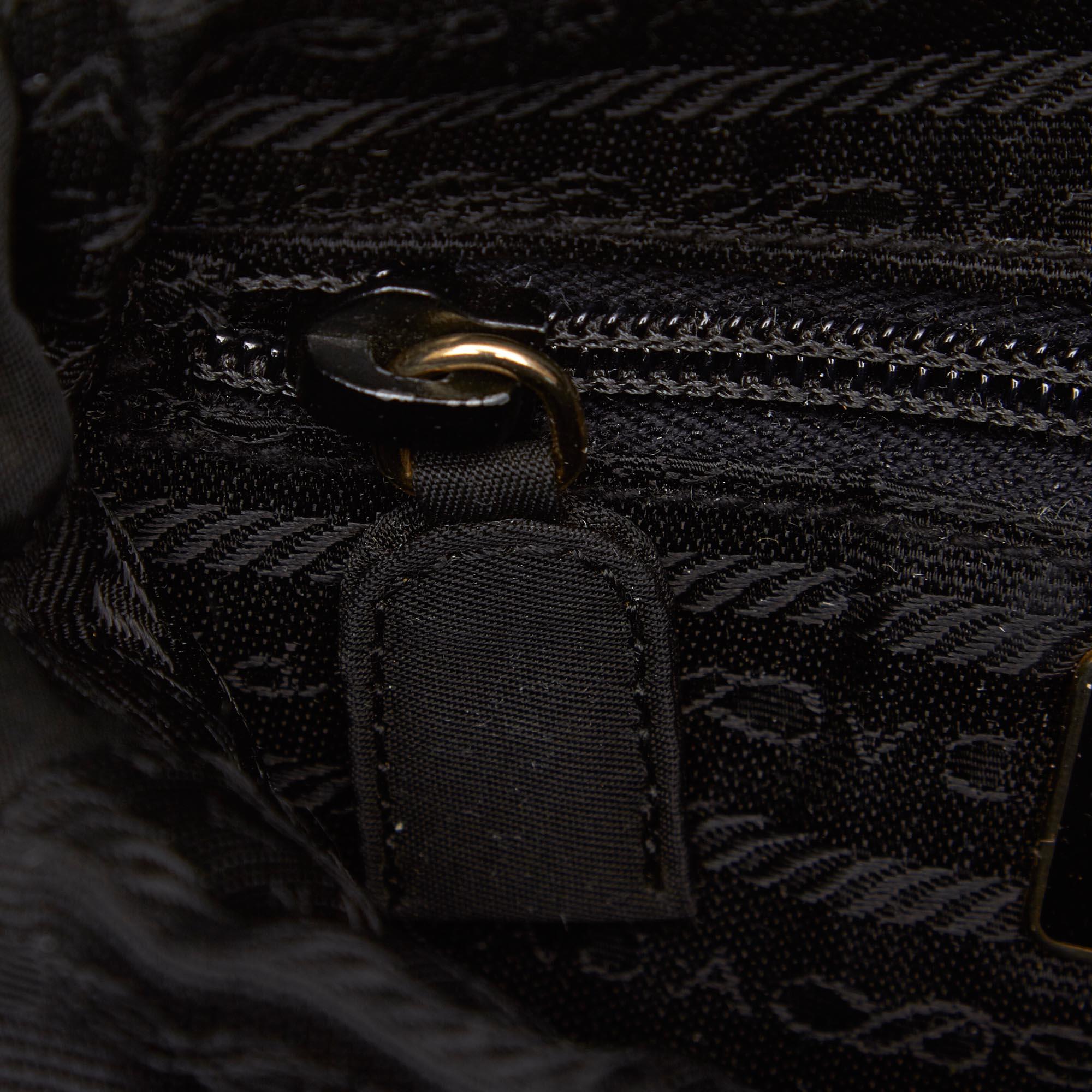 Prada Black Quilted Nylon Chain Tote Bag For Sale at 1stDibs | prada ...