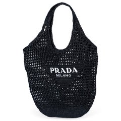 PRADA Schwarze Raffia LOGO CROCHET Tragetasche