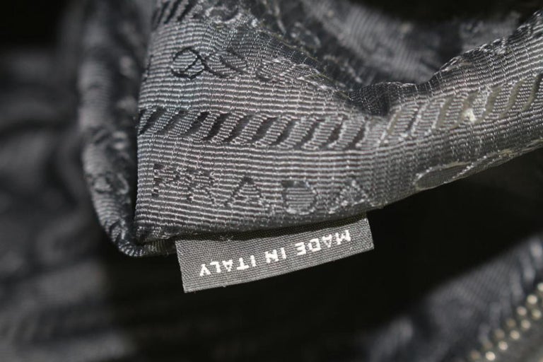 Prada Black Re-Edition 2005 Re-Nylon Multi Mini Chain Hobo Leather  ref.427004 - Joli Closet