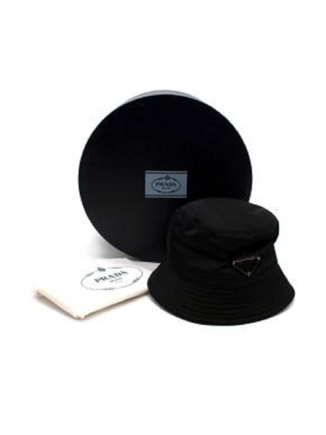 Women's or Men's Prada Black Re-Nylon Bucket Hat - Size S
