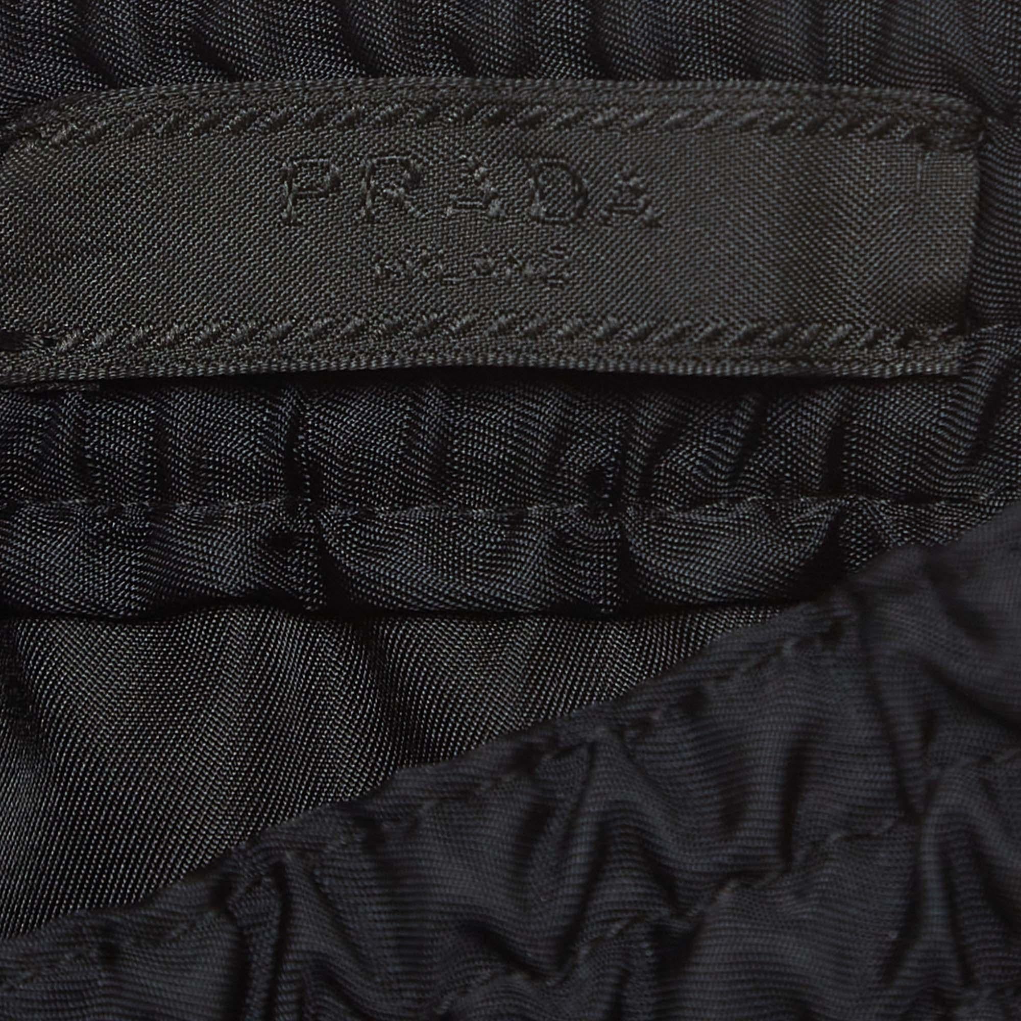 Prada Black Re-Nylon Drawstring Bermuda Shorts S In Excellent Condition For Sale In Dubai, Al Qouz 2