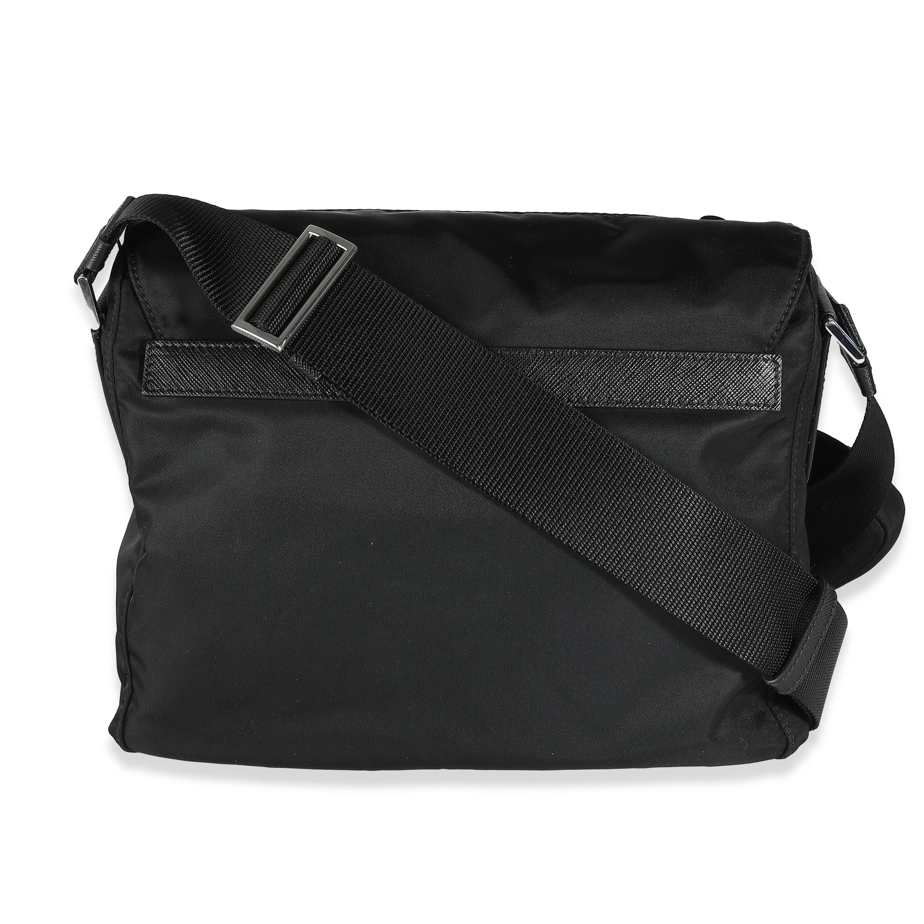 Prada Black Re-Nylon Front Pocket Shoulder Bag For Sale 4