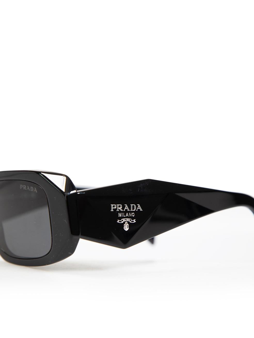 Prada Black Rectangular Frame Tint Sunglasses For Sale 4