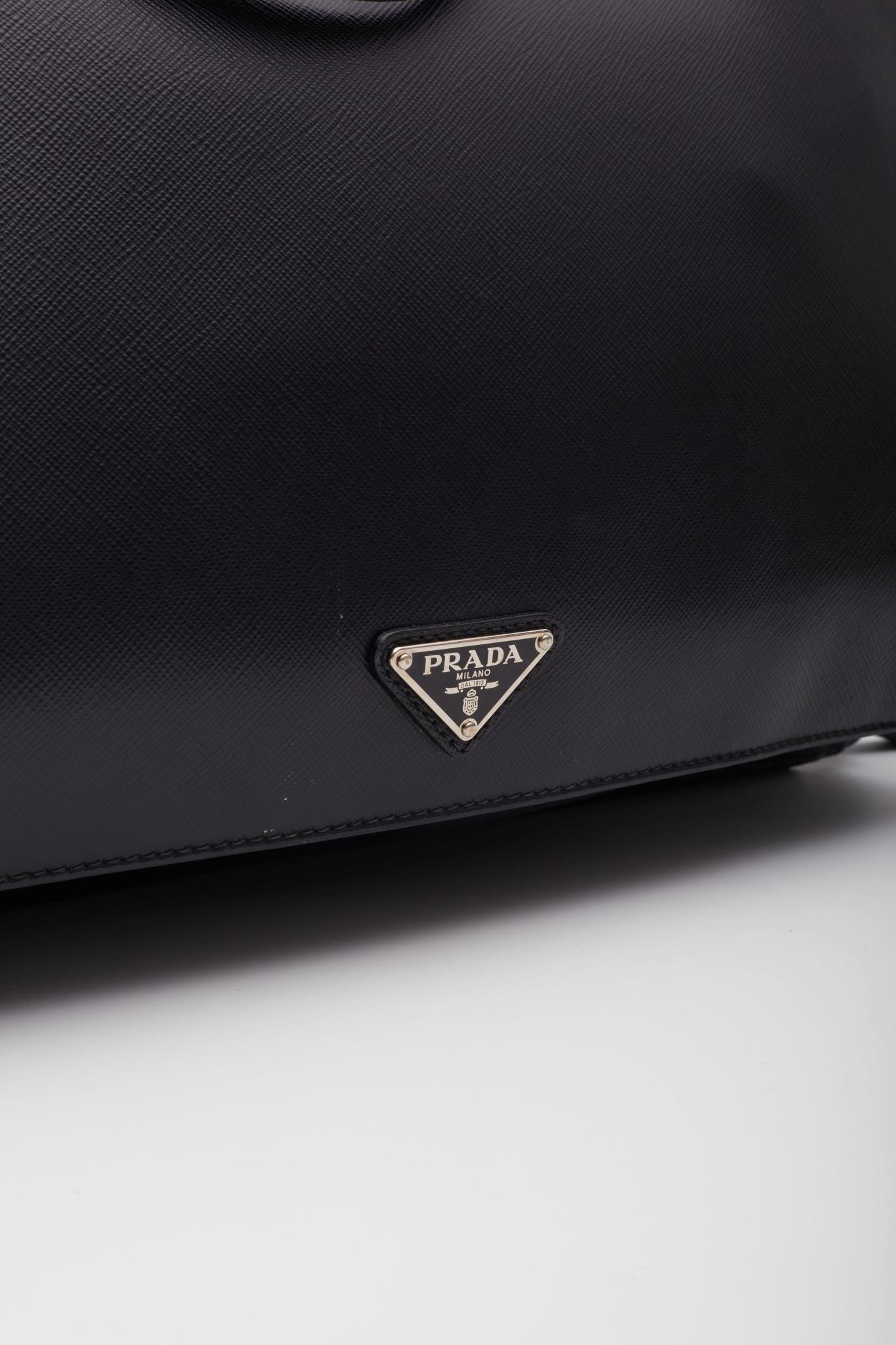 Prada Black Saffiano Business Briefcase Bag For Sale 3