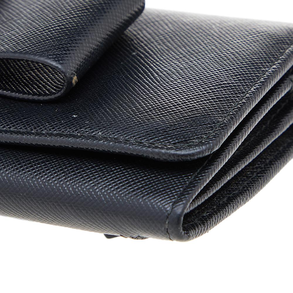 prada saffiano bow wallet