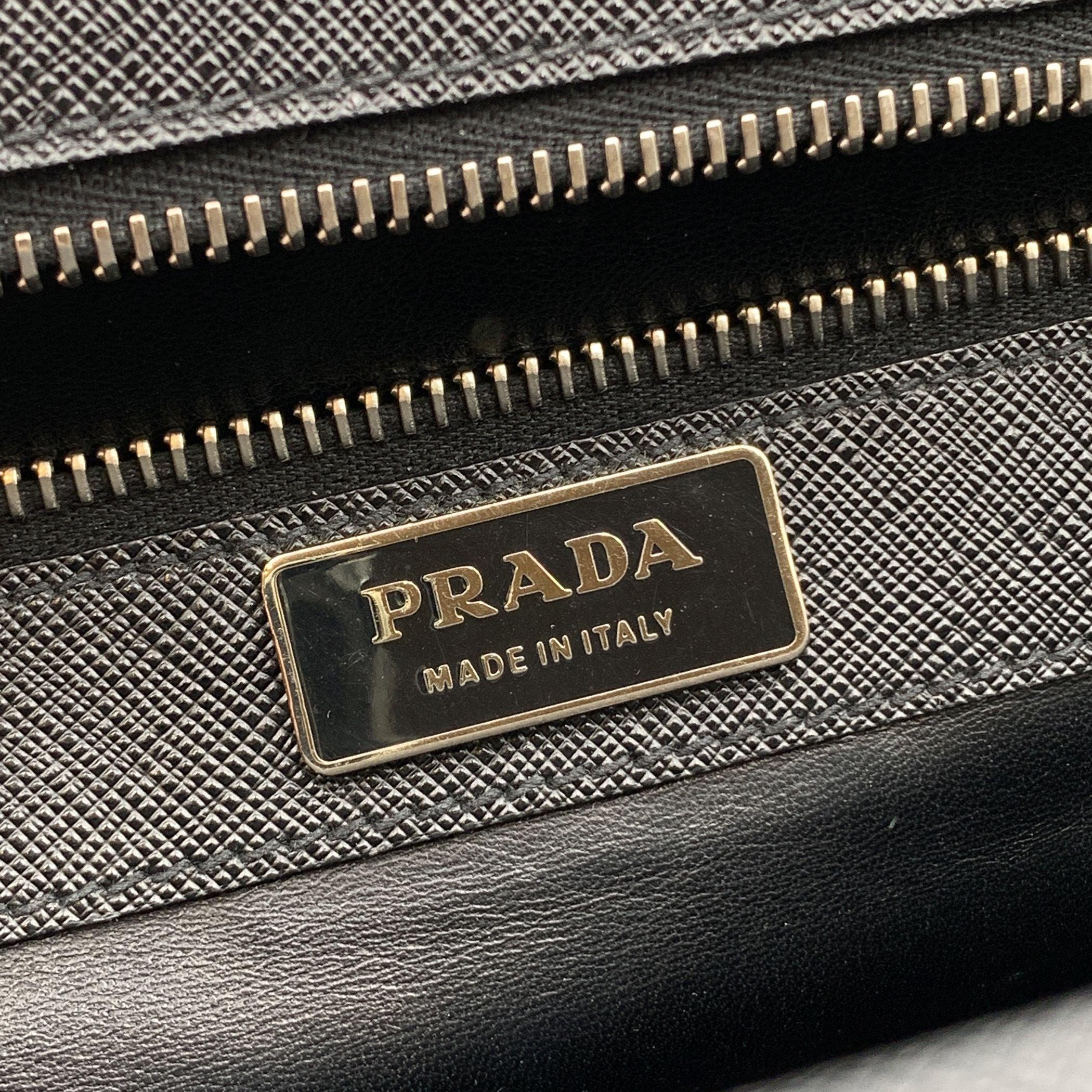 Prada Black Saffiano Leather 3 Gussets Briefcase Work Bag For Sale 3