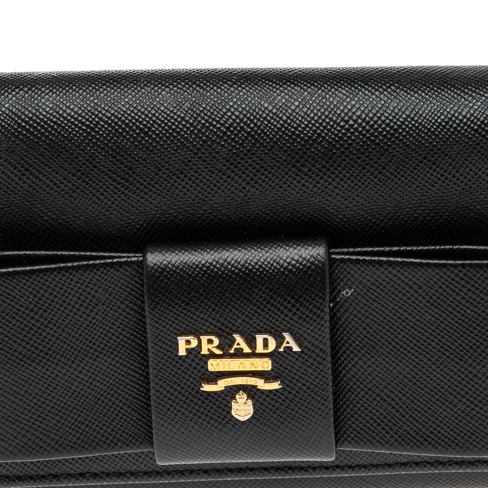 Prada Black Saffiano Leather Bow Continental Wallet In Good Condition In Dubai, Al Qouz 2