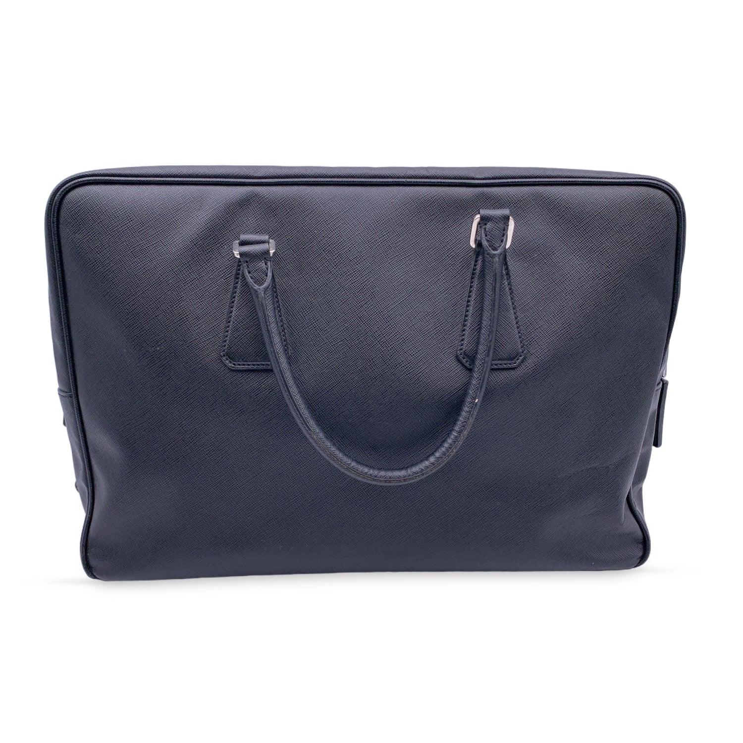 Prada Black Saffiano Leather Briefcase Satchel Zip Top Work Bag In Good Condition In Rome, Rome