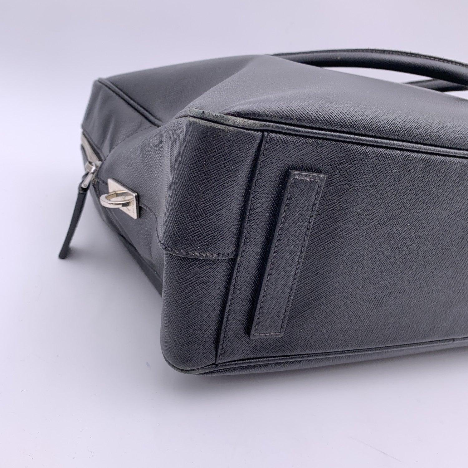 Prada Black Saffiano Leather Briefcase Satchel Zip Top Work Bag For Sale 4