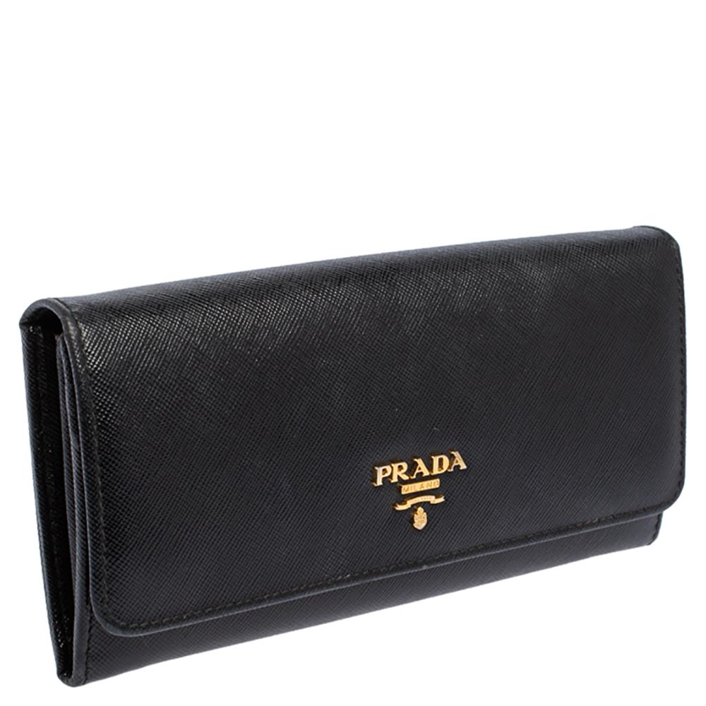Prada Black Saffiano Leather Flap Continental Wallet In Good Condition In Dubai, Al Qouz 2