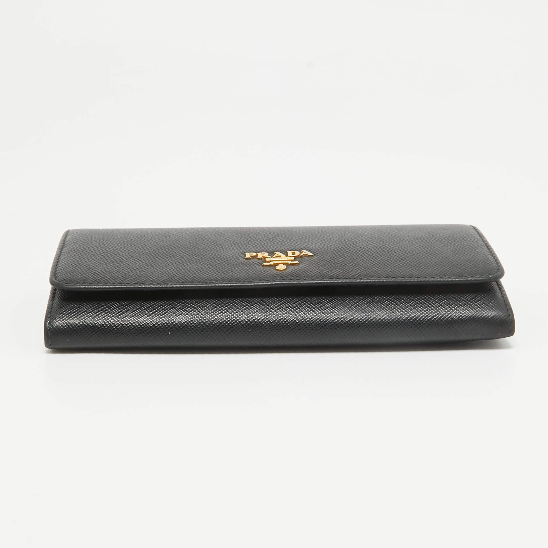 Prada Black Saffiano Leather Flap Continental Wallet For Sale 3