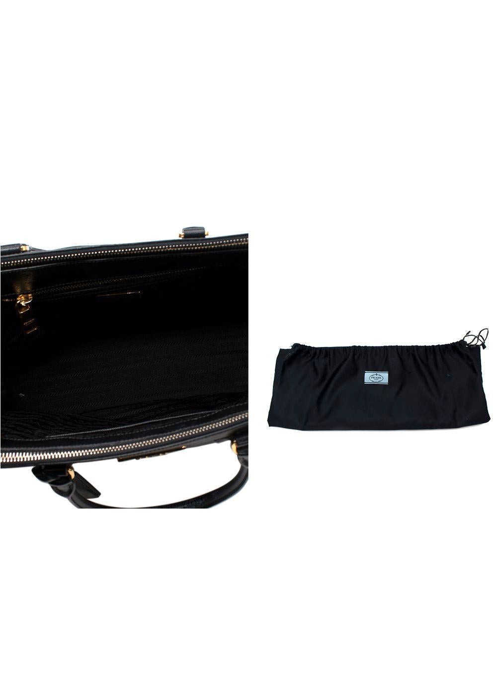 Prada Black Saffiano Leather Galleria Tote Bag For Sale 3