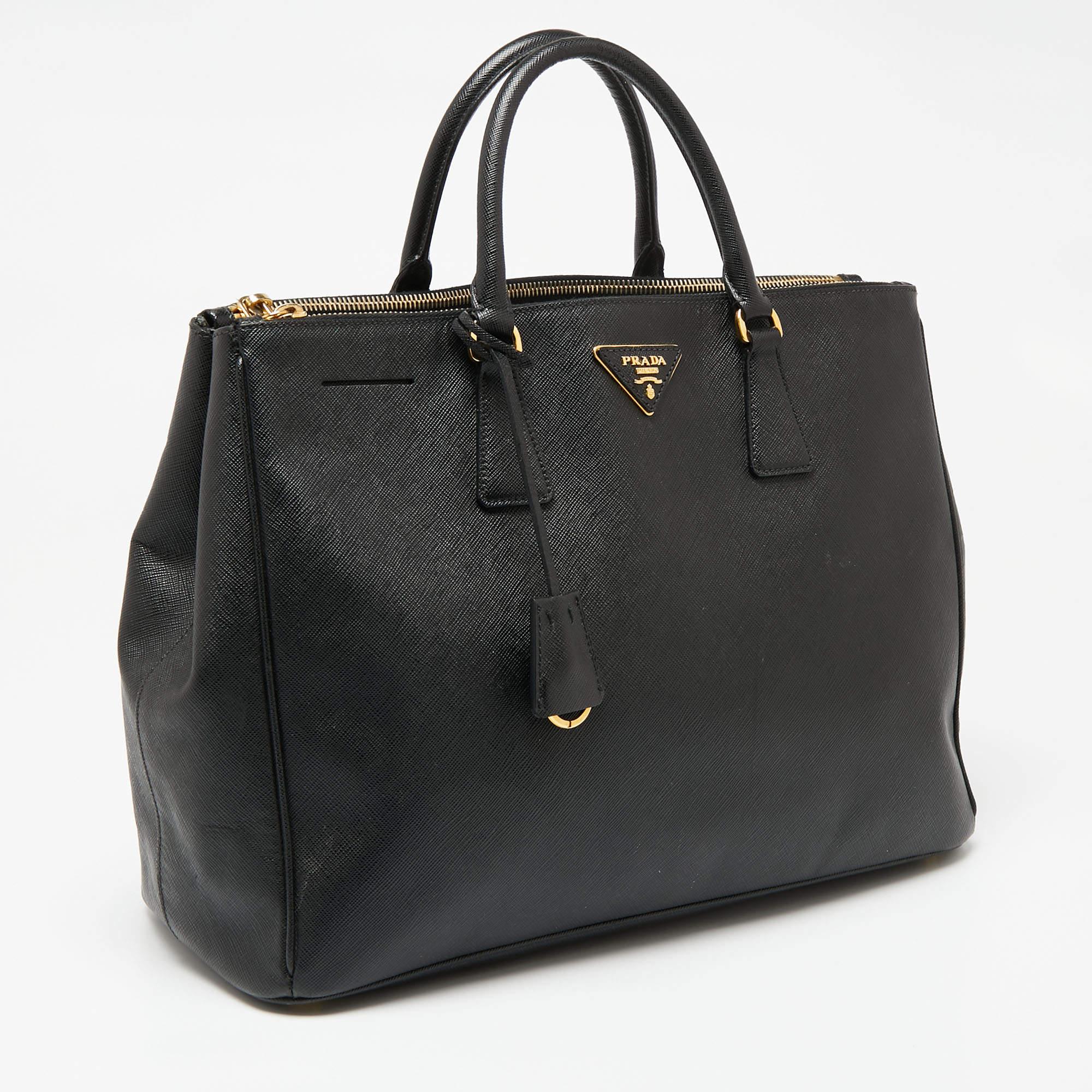 Women's Prada Black Saffiano Leather Large Galleria Double Zip Tote
