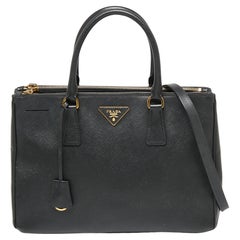 Prada Schwarz Saffiano Leder Große Galleria Double Zip Tote