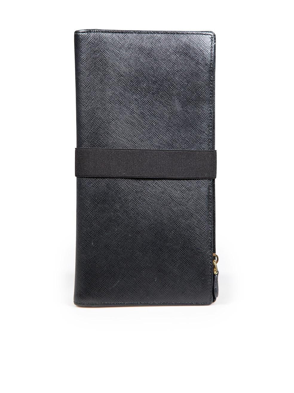 Prada Black Saffiano Leather Travel Wallet In Excellent Condition In London, GB