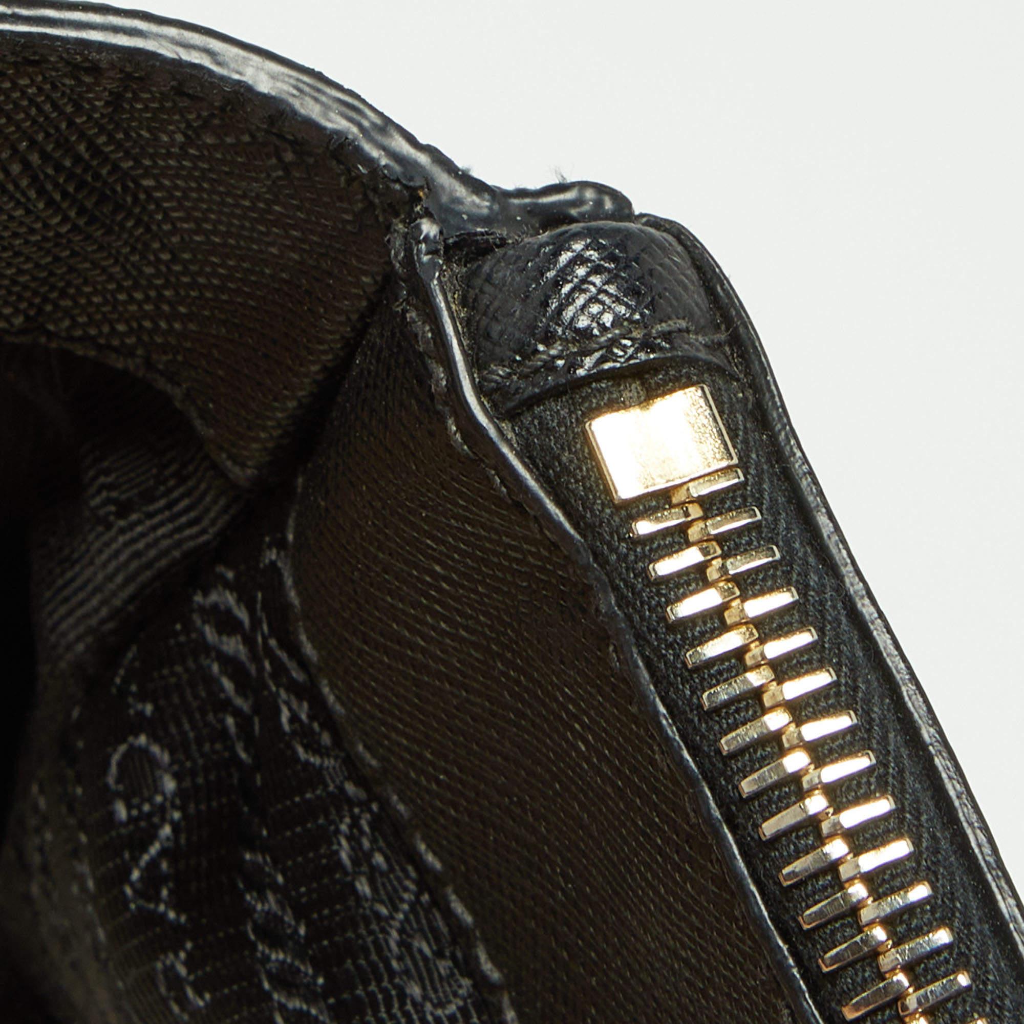Prada Black Saffiano Lux Leather Large Galleria Tote 3