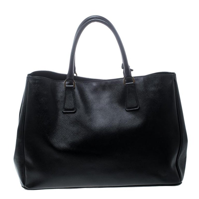 Prada Black Saffiano Lux Leather Large Gardener's Tote For Sale at 1stDibs