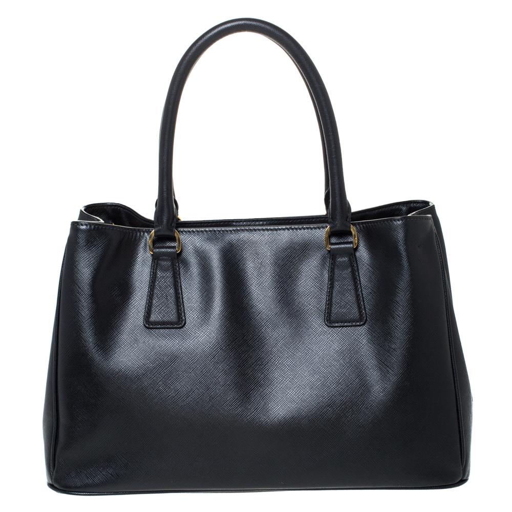 Prada Black Saffiano Lux Leather Medium Galleria Tote For Sale at ...