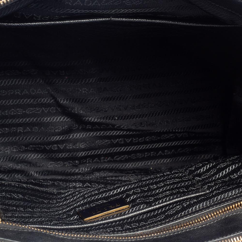Prada Black Saffiano Lux Leather Medium Galleria Tote 5