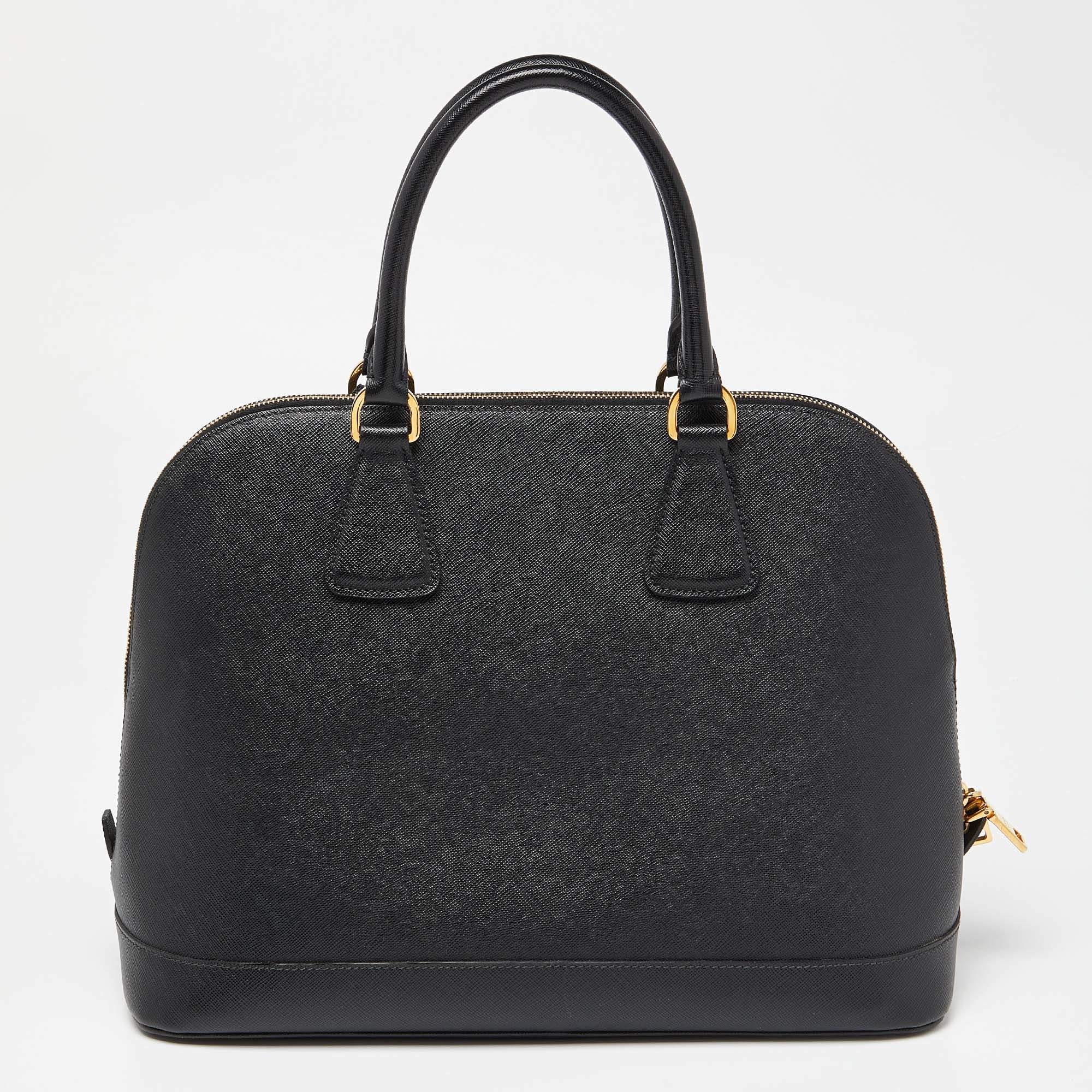 This satchel is rendered in the finest quality materials into an elegant design. Versatile and functional, it is well-sized for your daily use.