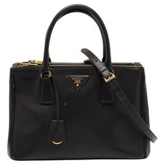 Prada Black Saffiano Lux Leather Small Galleria Double Zip Tote Prada Black Saffiano Lux Leather Small Galleria Double Zip Tote