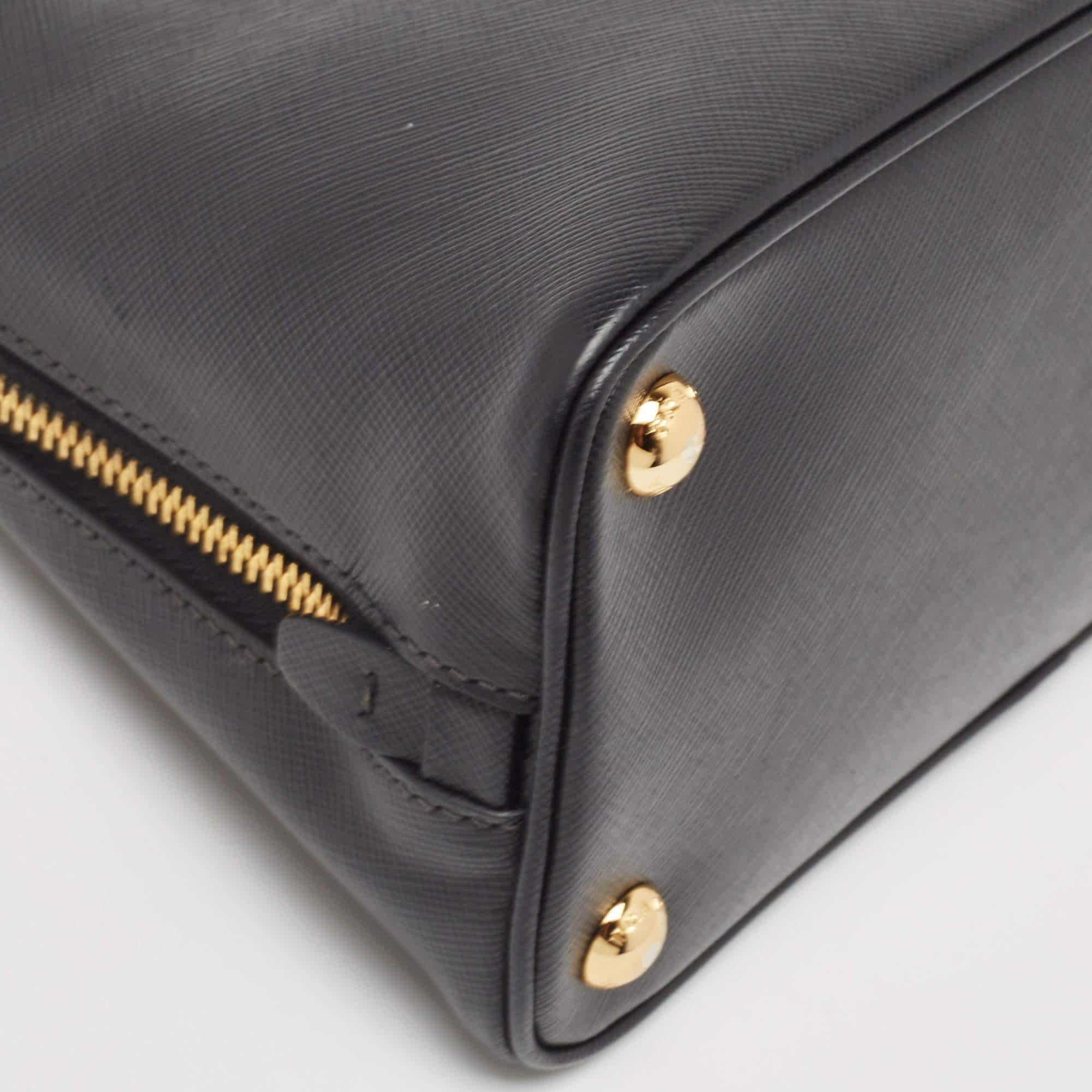 Prada Black Saffiano Lux Leather Small Promenade Satchel For Sale 6
