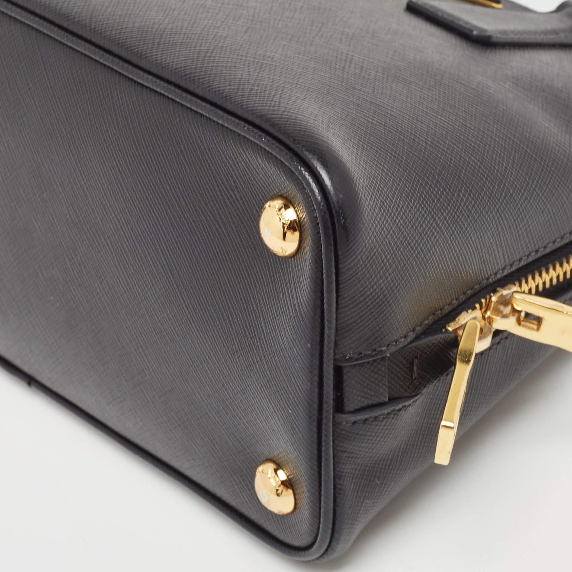 Prada Black Saffiano Lux Leather Small Promenade Satchel For Sale 5