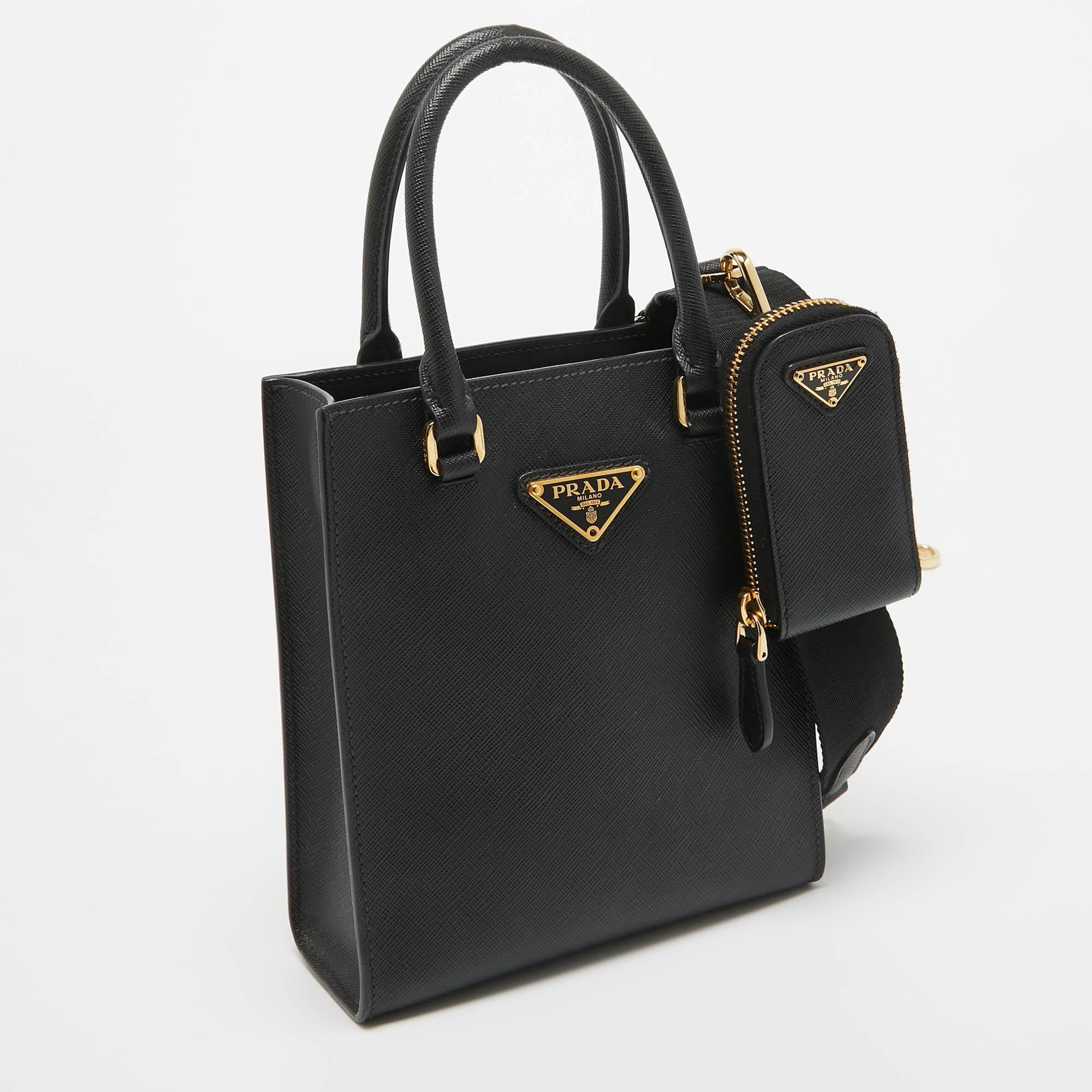 Prada Black Saffiano Lux Leather Small Tote In Good Condition For Sale In Dubai, Al Qouz 2