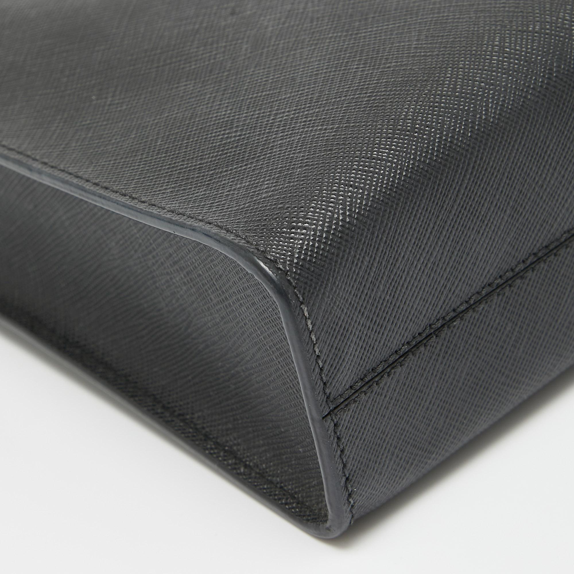 Prada Black Saffiano Lux Leather Small Tote For Sale 5