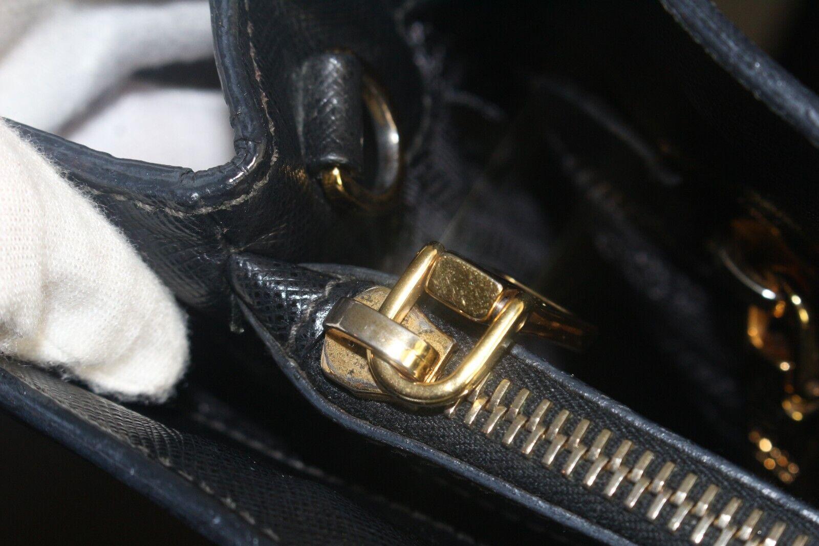 Prada Black Saffiano Luxe 2way Tote Leather 4PR926K For Sale 2