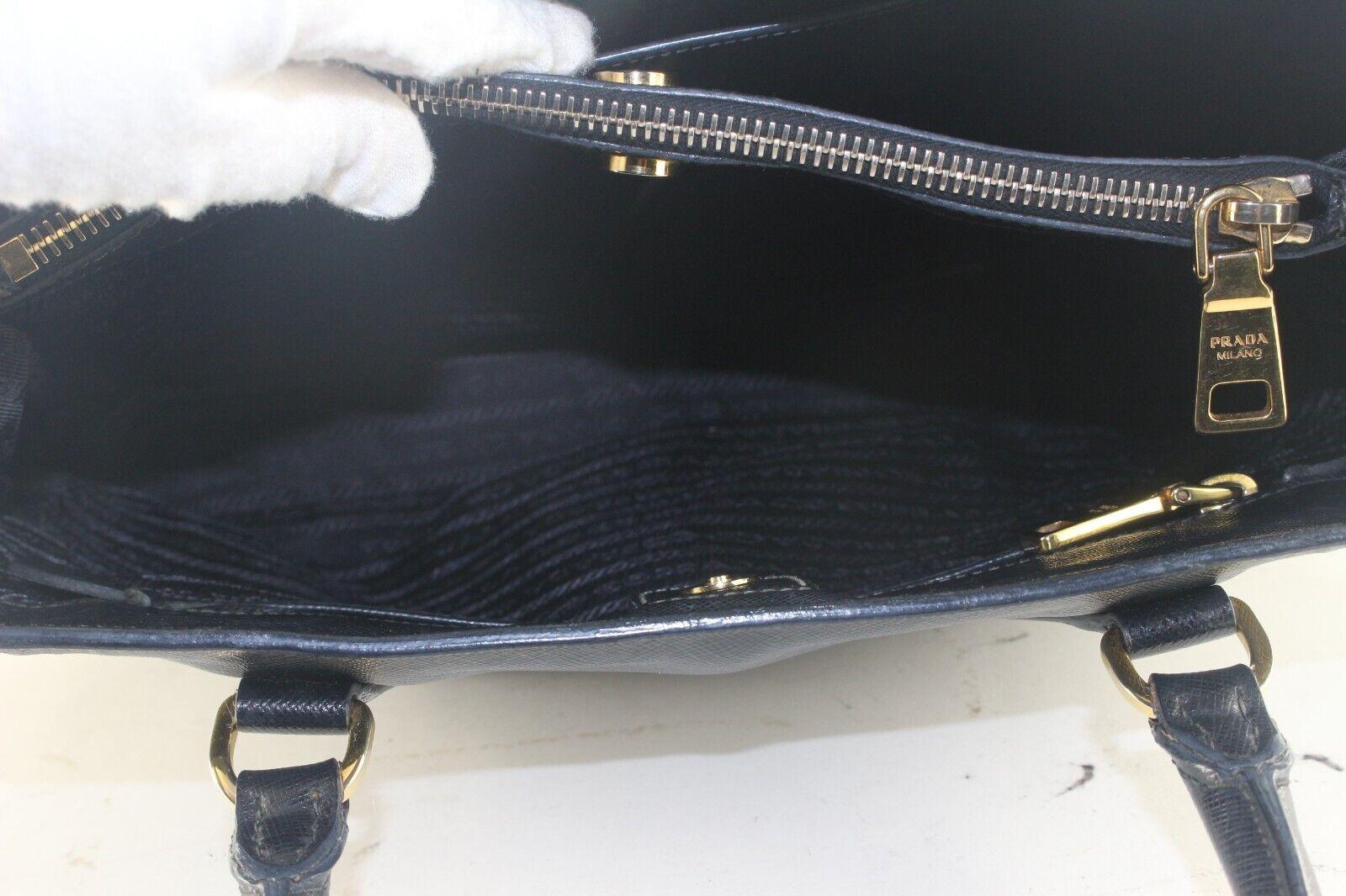 Prada Black Saffiano Luxe 2way Tote Leather 4PR926K For Sale 3