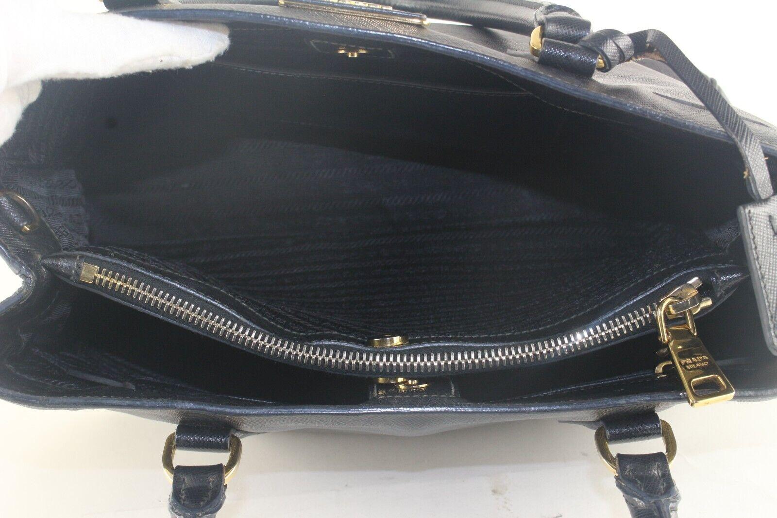 Prada Black Saffiano Luxe 2way Tote Leather 4PR926K For Sale 4