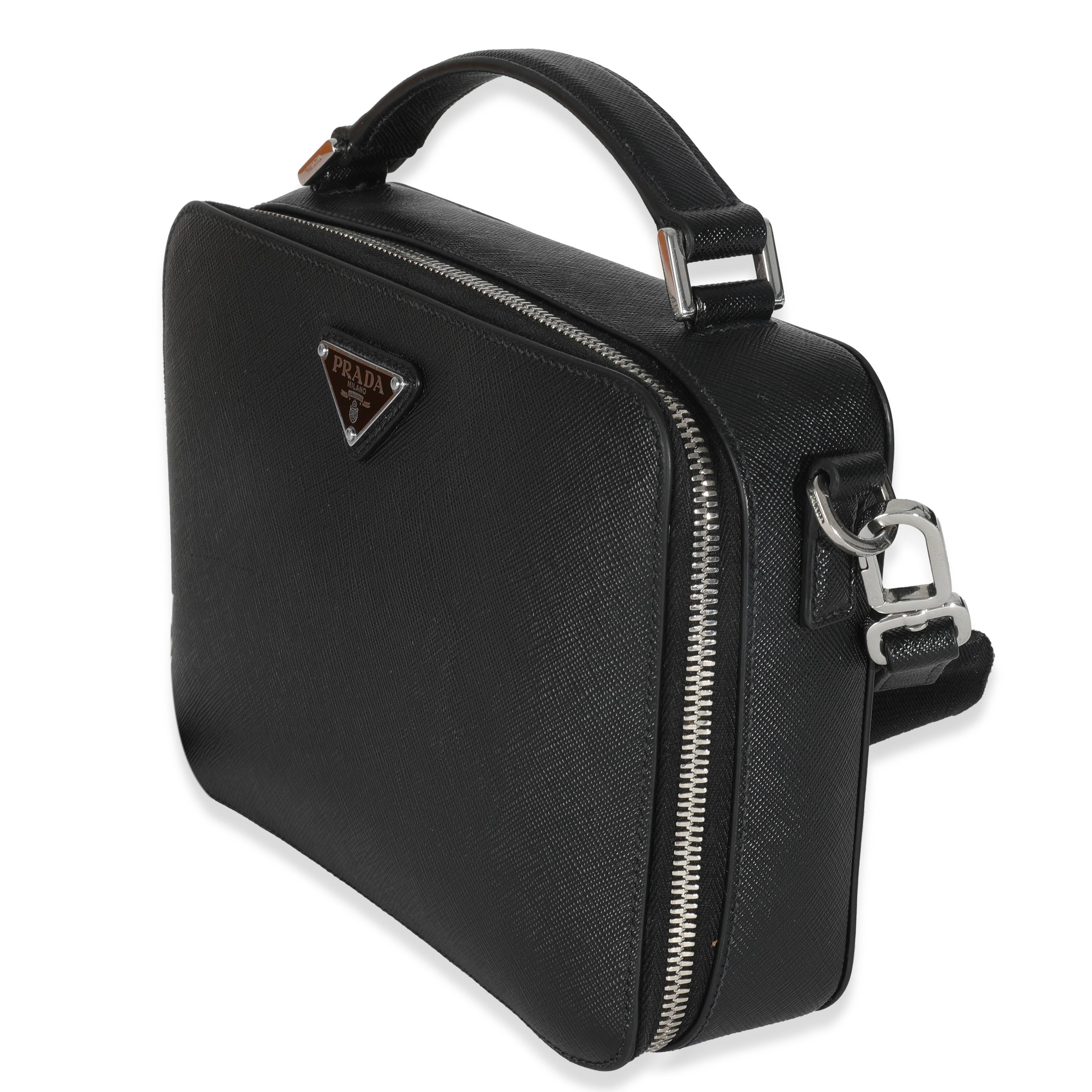 Prada Schwarz Saffiano Medium Brique Crossbody Tasche im Zustand „Hervorragend“ im Angebot in New York, NY